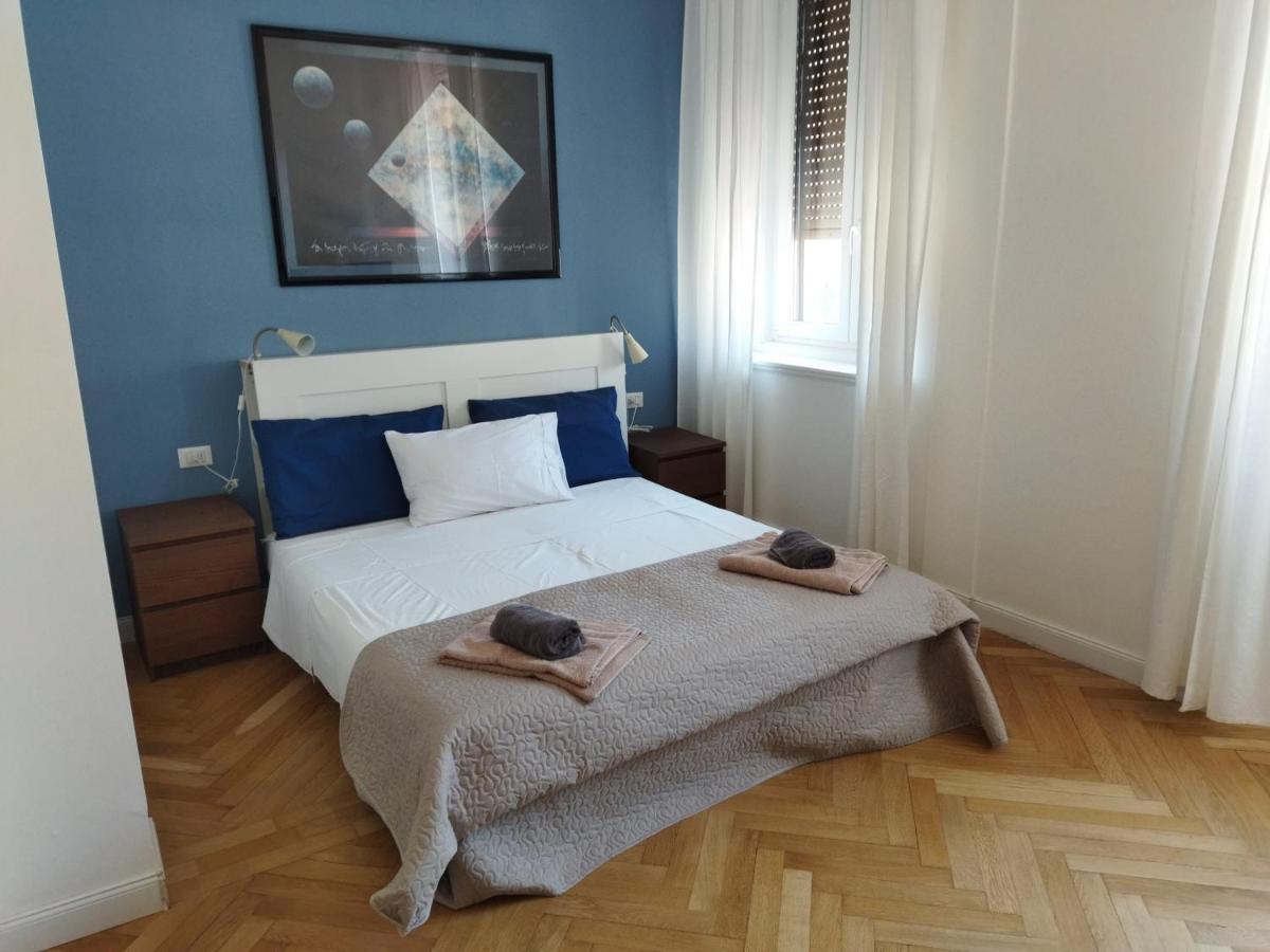 Piazza Goldoni Rooms Trieste Exteriör bild